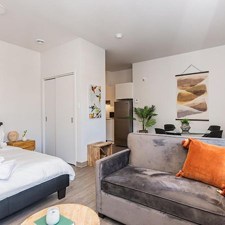 Wonderful New Studio Close To Mount Royal By Den Stays Montréal Rom bilde