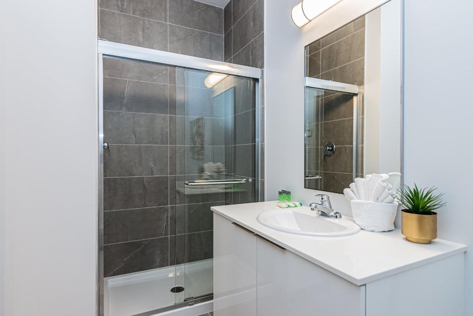 Wonderful New Studio Close To Mount Royal By Den Stays Montréal Rom bilde